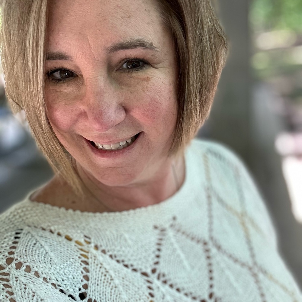 Meet your Posher, Leslie